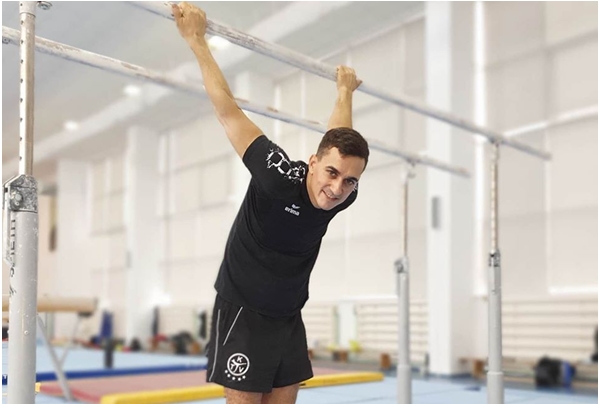 Drăgulescu, primul gimnast român care revine în sala de gimnastică