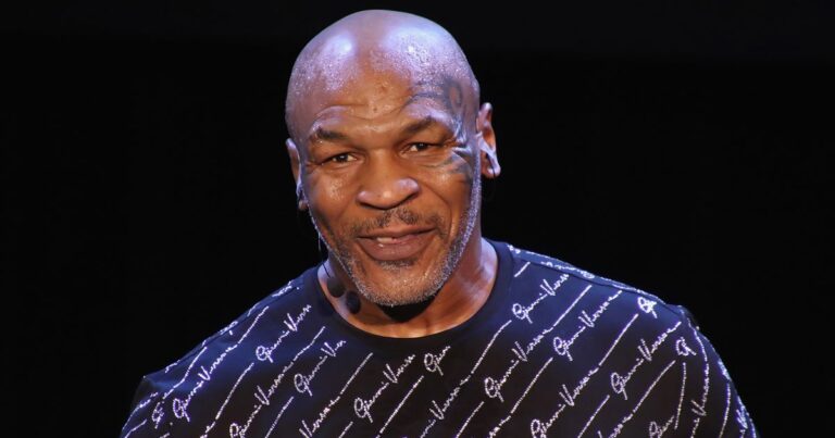 Mike Tyson, “dă peste cap” lumea boxului mondial! “Abia aștept să mă bat din nou”